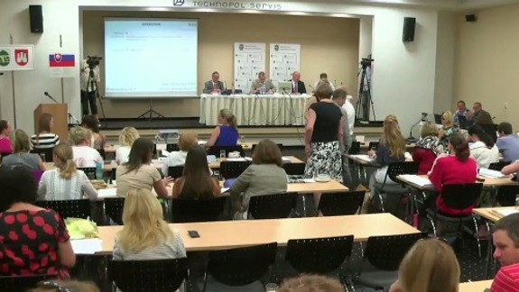 Kto chce kandidovať v Petržalke? Láka komunálna politika viac mužov alebo ženy?