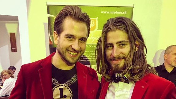 VIDEO: Bratislavský spevák Samuel Tomeček naspieval pesničku o cyklistovi Saganovi