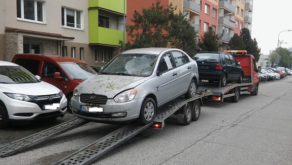 Karlova Ves odstránila z ciest v svojej správe vyše 50 vrakov