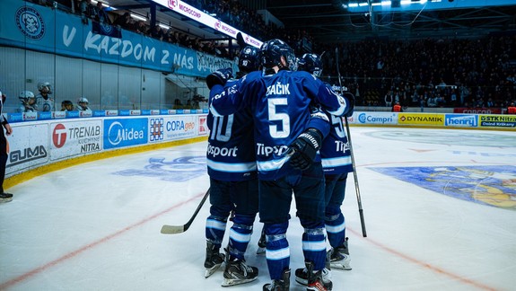 Hokejisti Slovana poslali energiu Romanovi Kukumbergovi ml., veria, že v boji o život zvíťazí