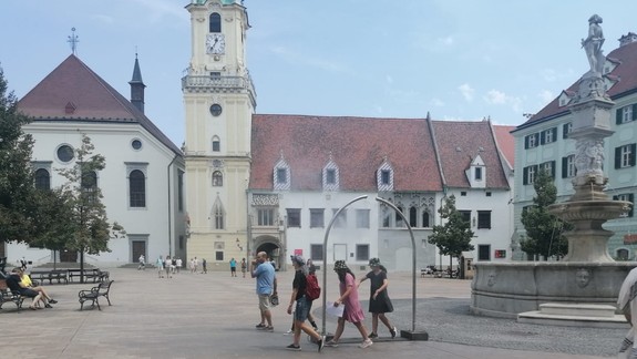 Zaujímavosti zo zistení Sčítania obyvateľov, domov a bytov. V Bratislave žije najviac vysokoškolsky vzdelaných ľudí