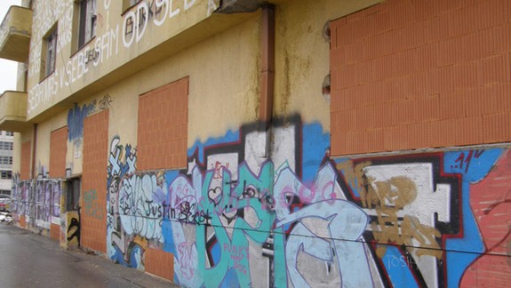 Žltý dom na Pribinovej ulici nikto nechce