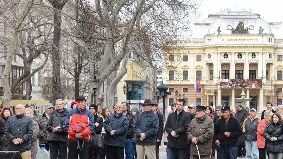 VIDEO: Na dnes pripravili umelci rekonštrukciu Sviečkovej demonštrácie z roku 1988