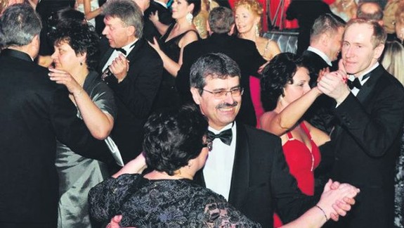 Plesovú sezónu v sobotu uzavrel Bratislavský bál