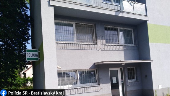 Policajti z Podunajských Biskupíc boli v správny čas, na správnom mieste. Zachránili život