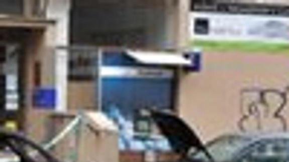 Na Páričkovej popoludní horeli ďalšie autá