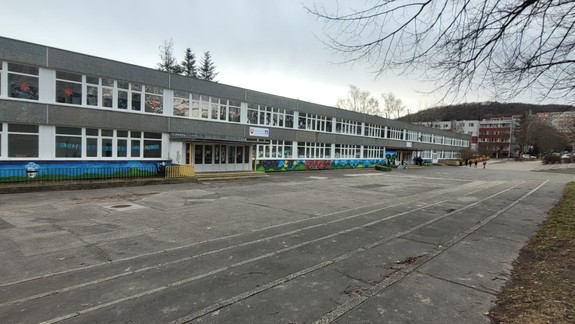 Na ZŠ Beňovského 1 v Dúbravke plánujú rekonštrukciu malej telocvične