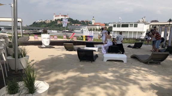 FOTO a VIDEO Magio pláž bude túto sezónu viac eko: Čo všetko si pre návštevníkov pripravili?