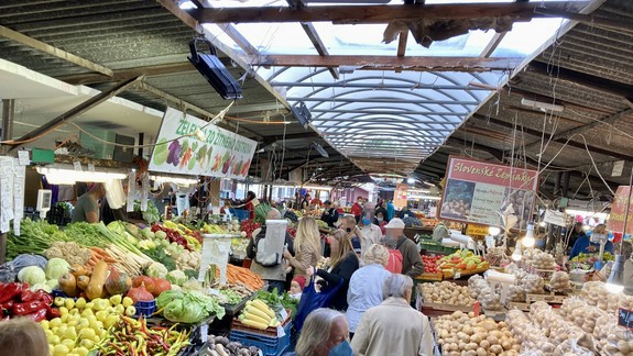 Ako chcú ľudia zmeniť Miletičku? Metropolitný inštitút vyhodnotil ich podnety k  budúcej obnove trhoviska