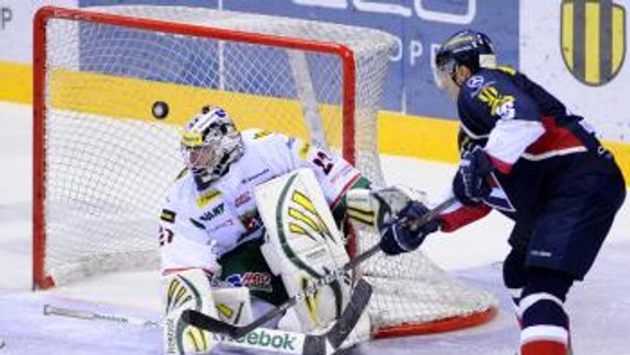 Hokejisti Slovana zdolali vedúcu Skalicu 7:3