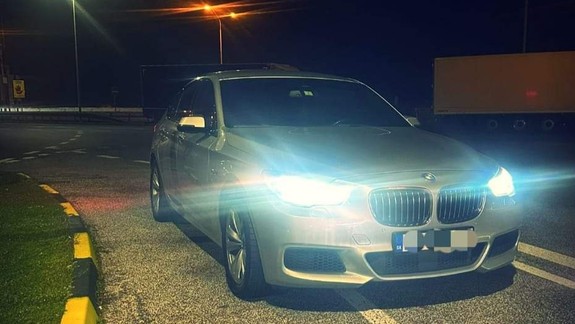 Šialené: Pätnásťročný chlapec za volantom BMW prekročil povolenú rýchlosť o takmer 50 km/h