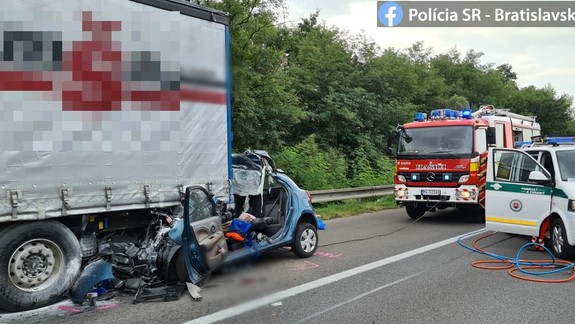 Diaľnica D2 je po tragickej nehode už plne prejazdná