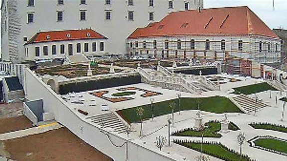 Interiér jazdiarne a tlačového centra má stáť takmer 350-tisíc