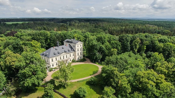 Zažite letný relax ako praví aristokrati, ukážeme vám, kde je to možné