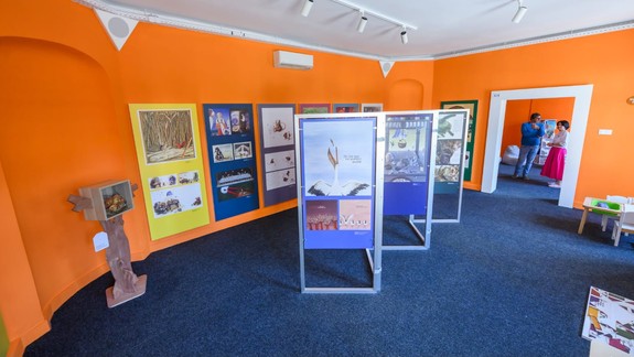 V Bibiane otvorili veľkú výstavu Príbeh ilustrácie