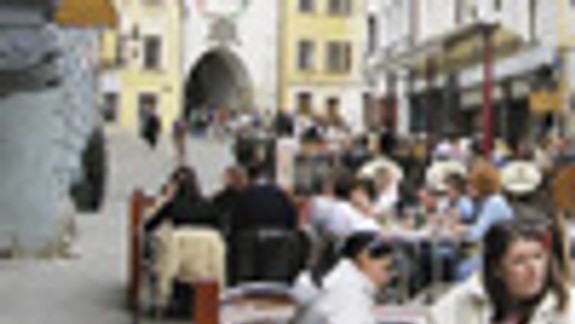 Od novej sezóny prísnejšie pre letné sedenia