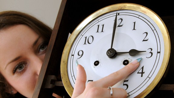 Nezabudnite - v noci zo soboty na nedeľu sa končí stredoeurópsky letný čas! Bude to naposledy?