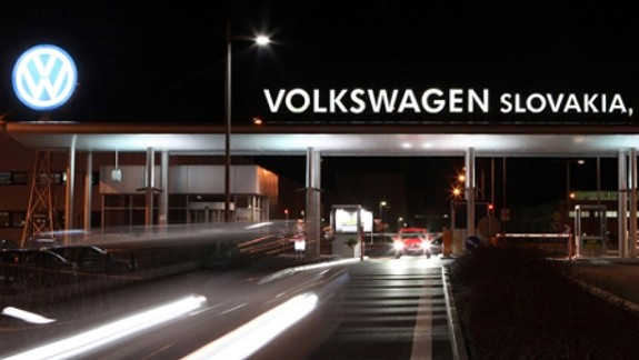 Primátor Ftáčnik legalizoval čiernu stavbu Volkswagenu