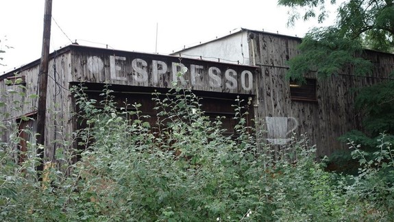 Čo sa deje pri Draždiaku v chátrajúcom areáli Kormorán ?