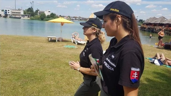 Nechali by ste si poradiť? Tieto policajné preventistky vám prezradia 5 zásad, aby vás na kúpalisku neokradli