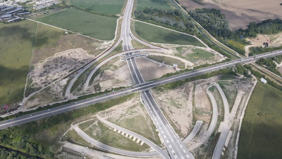 Obrovské zlyhanie štátu, kritizuje Vallo problémy pri výstavbe obchvatu