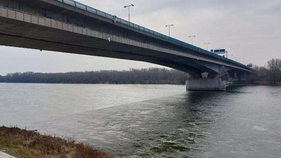 Na Moste Lanfranconi obnovia osvetlenie i zábradlie