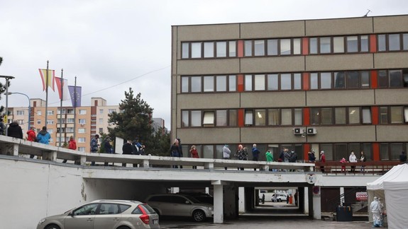 Ružinov plánuje spustenie druhého odberového miesta