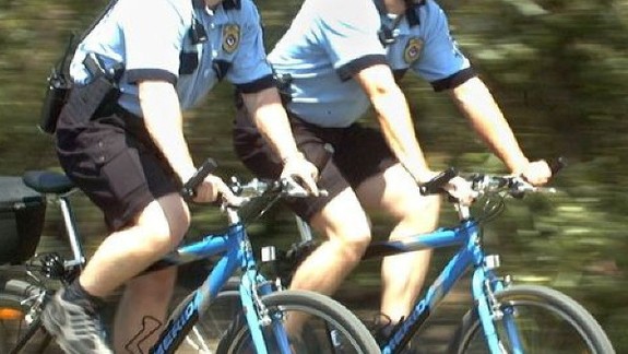 Policajné cyklohliadky budú aj vo Vrakuni a v Biskupiciach