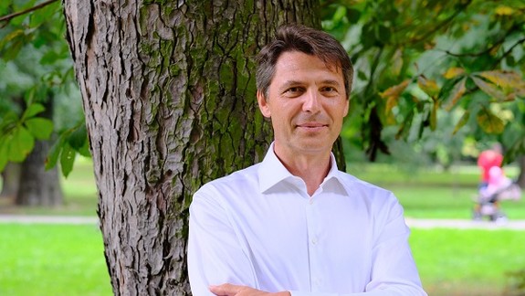 Ako vyriešiť hlavné problémy Bratislavy? Pýtali sme sa primátora Nesrovnala