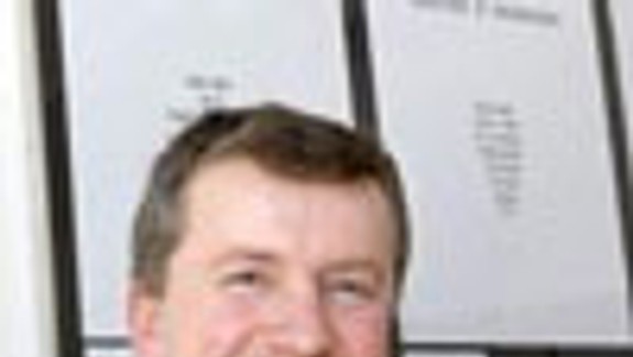 Miroslav Koupil vystavuje v knižnici