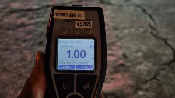 Opäť alkohol: Polícia v Petržalke zastavila 35-ročného opitého vodiča