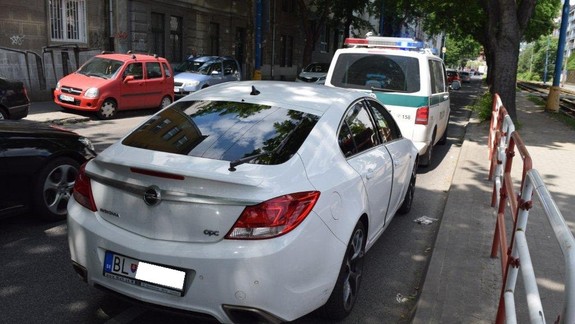 Na Miletičovej ulici zrazilo auto dôchodkyňu - tá ťažkým zraneniam po prevoze do nemocnice podľahla!