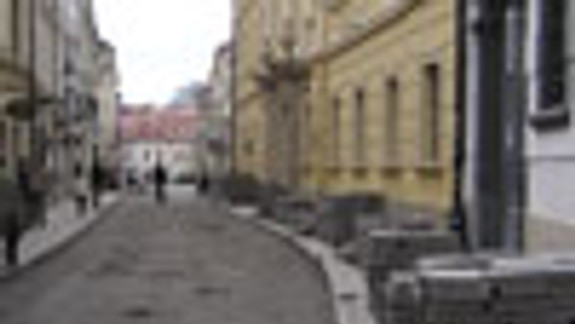 Na Ventúrskej začnú v stredu vyberať dlažbu