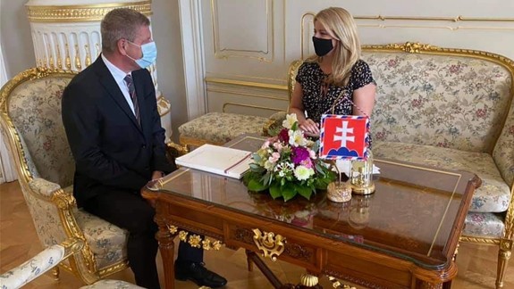 Prezidentka sa stretla s V. Lengvarským, diskutovali o epidemickej situácii
