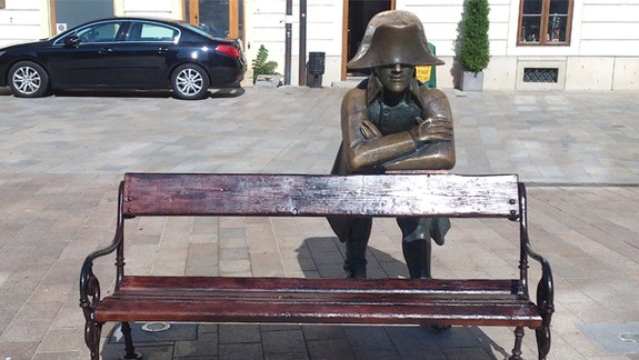 Napoleonský vojak je späť na námestí