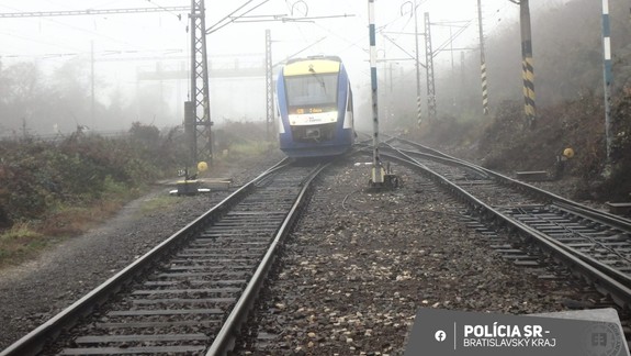 Mimoriadna udalosť: Na Hlavnej stanici sa vykoľajil vlak