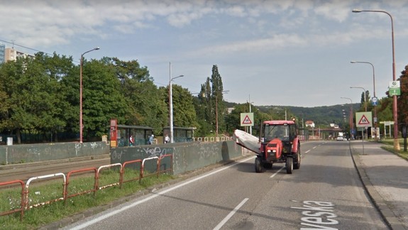 Zastávku MHD na Borskej ulici dočasne presunuli na opačnú stranu cesty