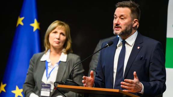 Vallo sa bude opätovne uchádzať o post primátora, vyplýva to z jeho vyjadrení po rokovaní vlády