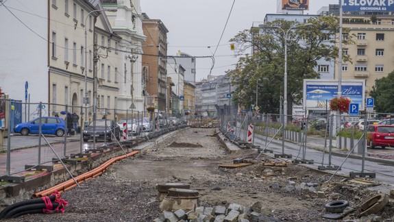 Ministerstvo dopravy: Zastavenie rekonštrukcie trate na Špitálskej je nezrušiteľné