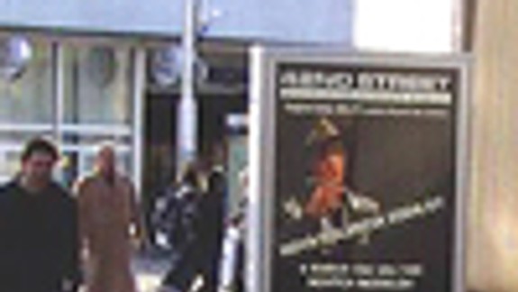 Nezákonné citylighty by mali byť odstránené 