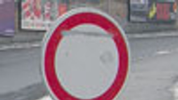 Vodiči si zvykajú aj bez Starého mosta