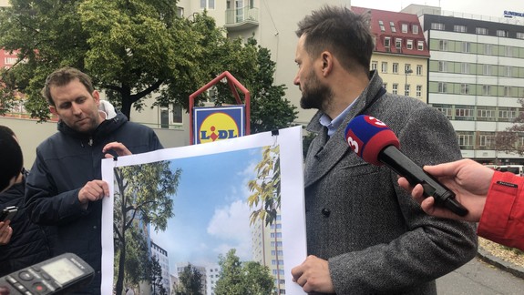 Architektonickú súťaž pre Kamenné námestie a Námestie SNP vyhlásia až na jeseň