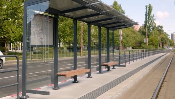 Spustili opravu zastávok na Račianskej električkovej radiále