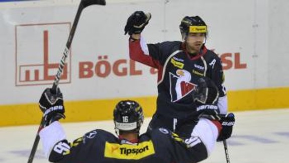 HC Slovan porazil Nitru 7:1, Bulík s hetrikom