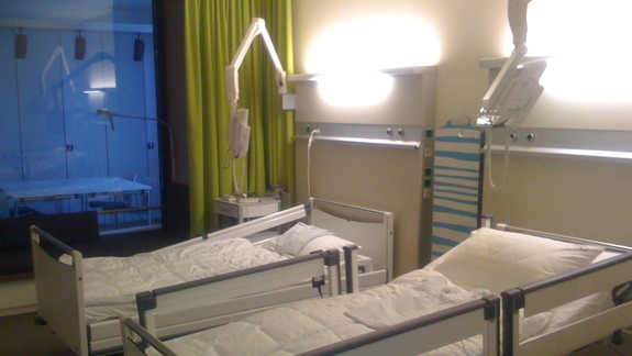 Rodina v Rakúsku s  koronavírusom bola počas nakazenia aj na Slovensku