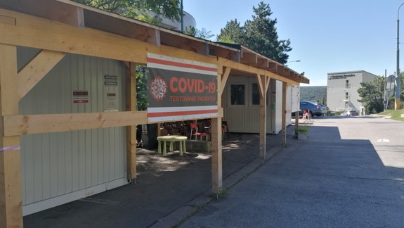 Občan v izolácii pre COVID-19 môže voliť,musí o to požiadať do piatka