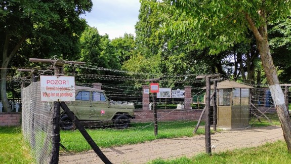 Víkend zatvorených hraníc pripomenie totalitný režim i obete železnej opony