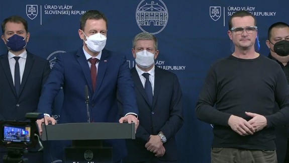 Vláda uvoľnila podmienky pre hromadné podujatia. Ako budú prebiehať?