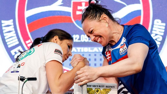 Pretláčanie rukou: Debnárová získala  na ME v Budapešti striebro v ľavačke do 60 kg