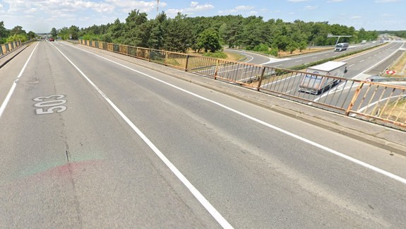 Polícia upozorňuje na čiastočnú uzáveru mosta nad diaľnicou D2 pri Malackách